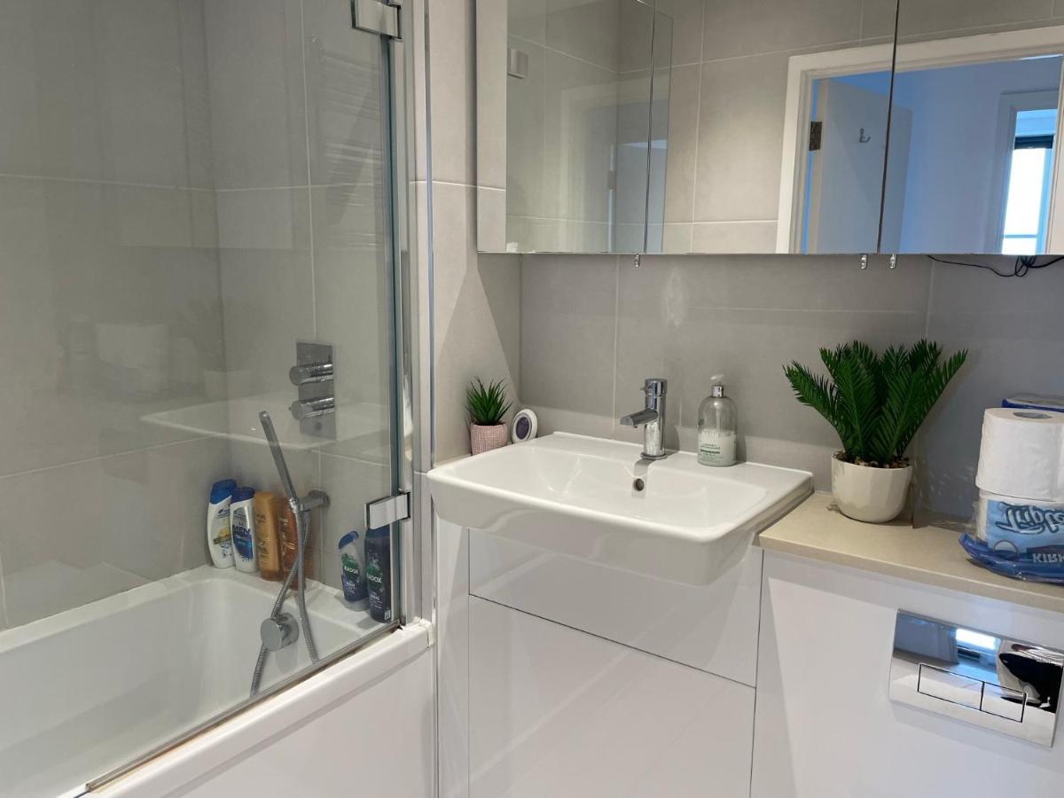 Modern & Spacious Penthouse In North London公寓 外观 照片