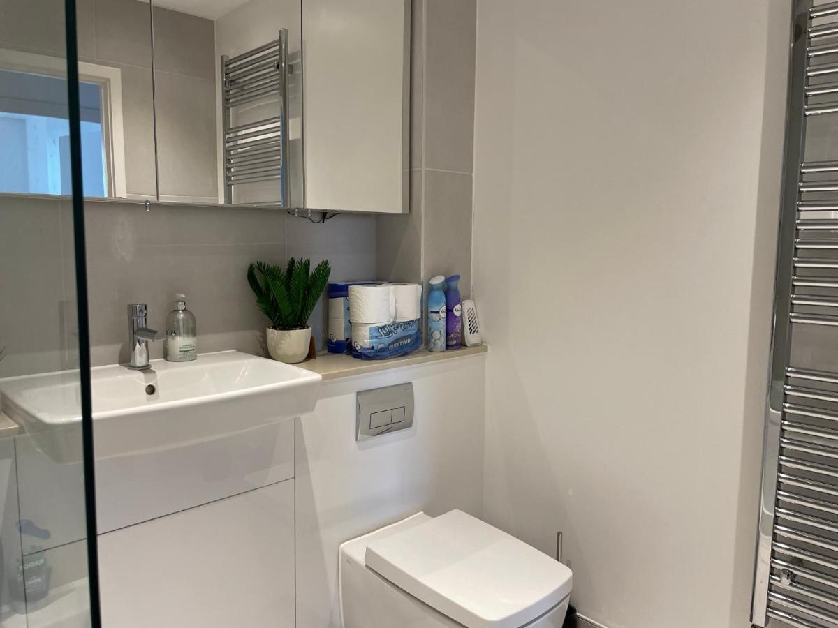 Modern & Spacious Penthouse In North London公寓 外观 照片