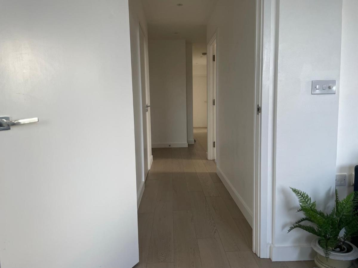 Modern & Spacious Penthouse In North London公寓 外观 照片